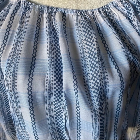 WOMENS SIZE SMALL-TWO TOPS BUNDLE-LAUREN CONRAD & COOL CHANGE - Picture 4 of 12